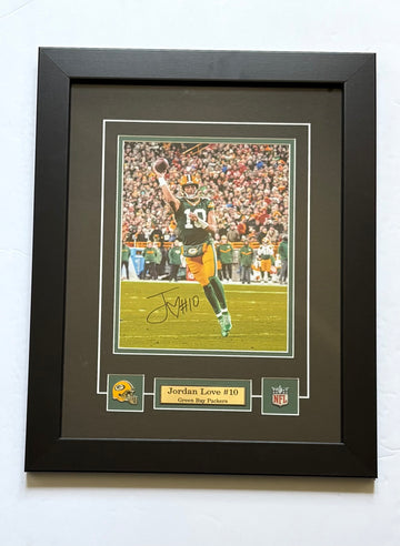 Jordan Love Greenn Bay Packers Autographed Framed