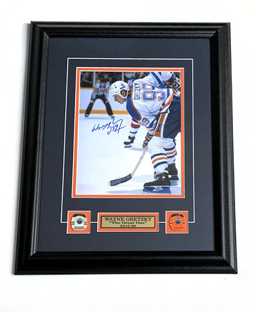 Gretzky signed framed
