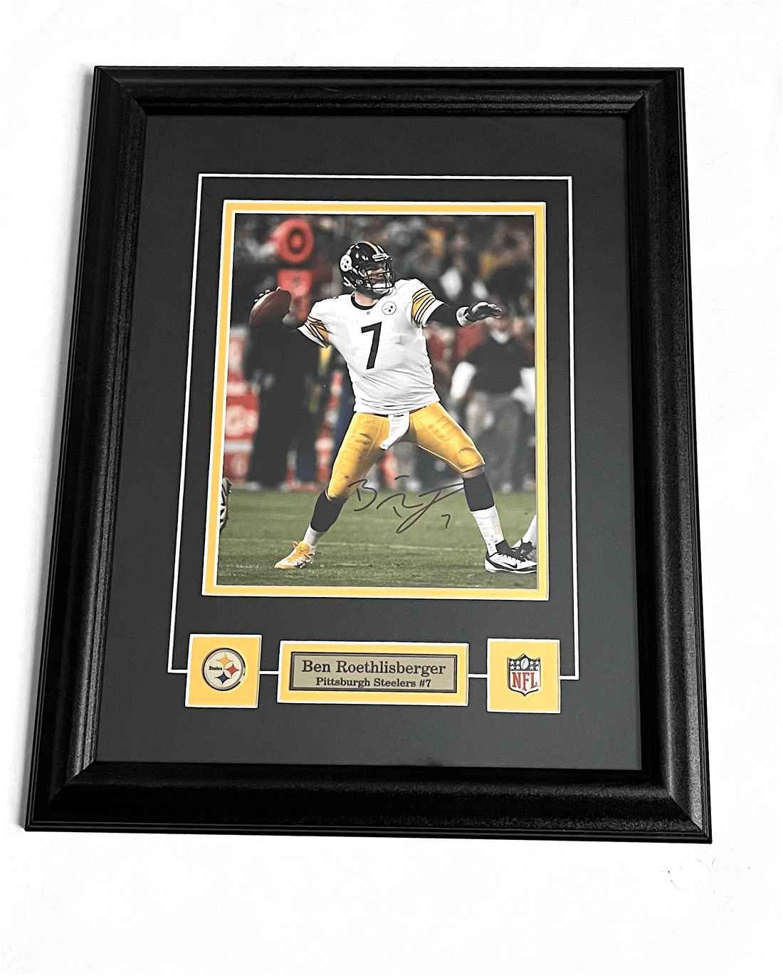 Ben Roethlisberger Pittsburgh Steelers autographed framed collectible with certificate