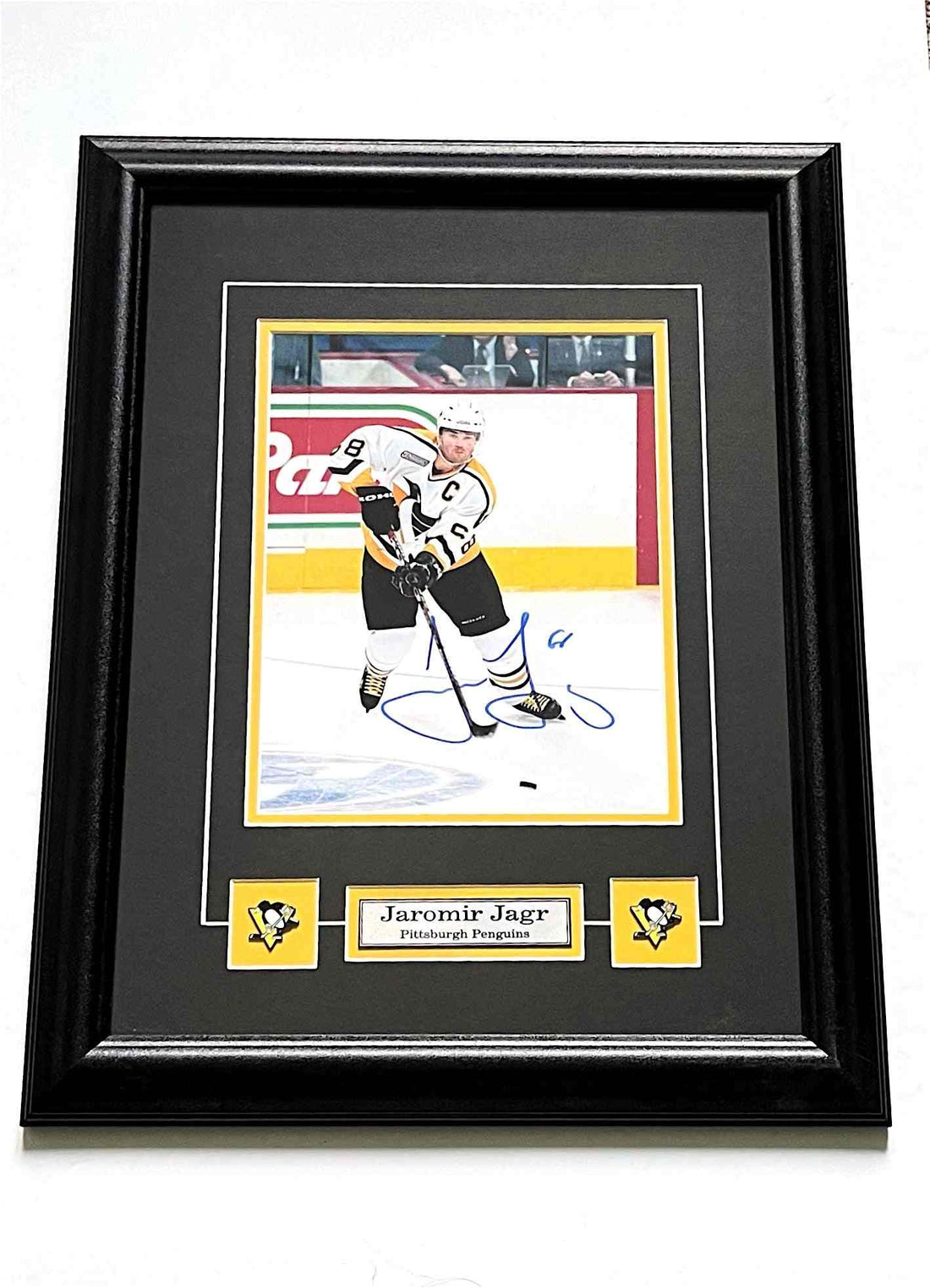 Jaromir Jagr Pittsburgh Penguins autographed framed hockey memorabilia