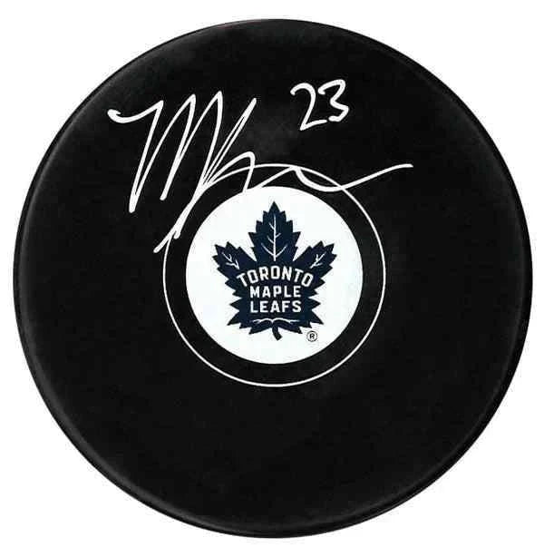 Matthew Knies autographed Toronto Maple Leafs hockey puck